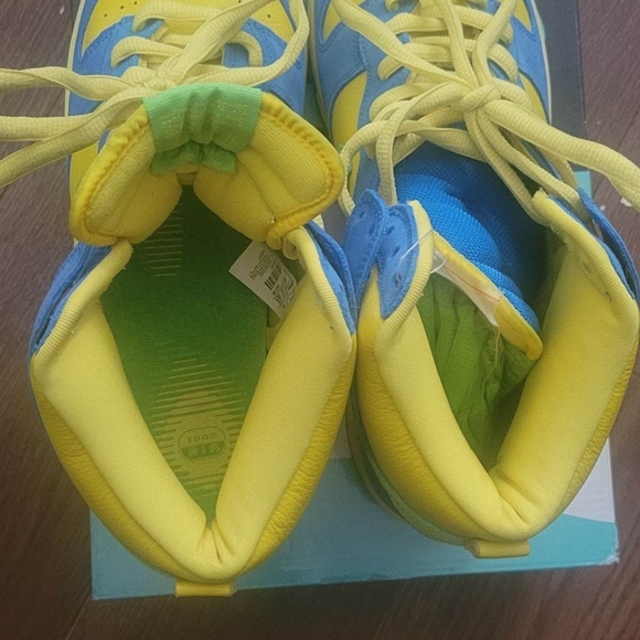 Authentic Marge Simpson Deadstock SB High Dunks - Picture 4 of 4